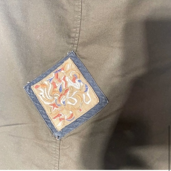 Artisanal Unique Embroidered Vest XXL - Picture 10 of 15